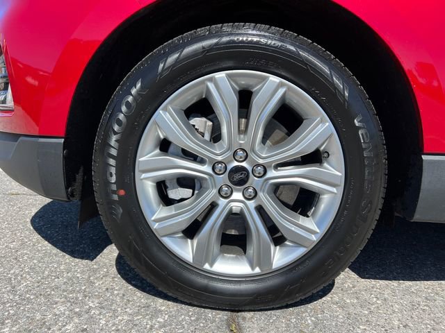 Used 2023 Ford Edge Titanium w/ Equipment Group 301A AWD/4WD image 16