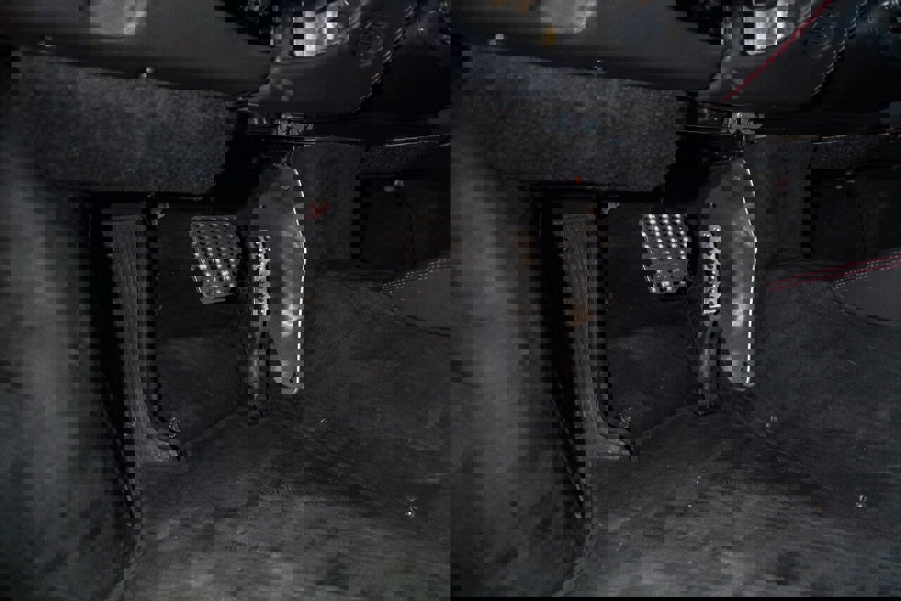 Used 2011 Ferrari 458 Italia Coupe RWD image 76