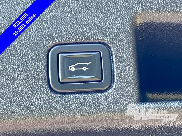 Used 2023 Chevrolet Equinox LT FWD image 18