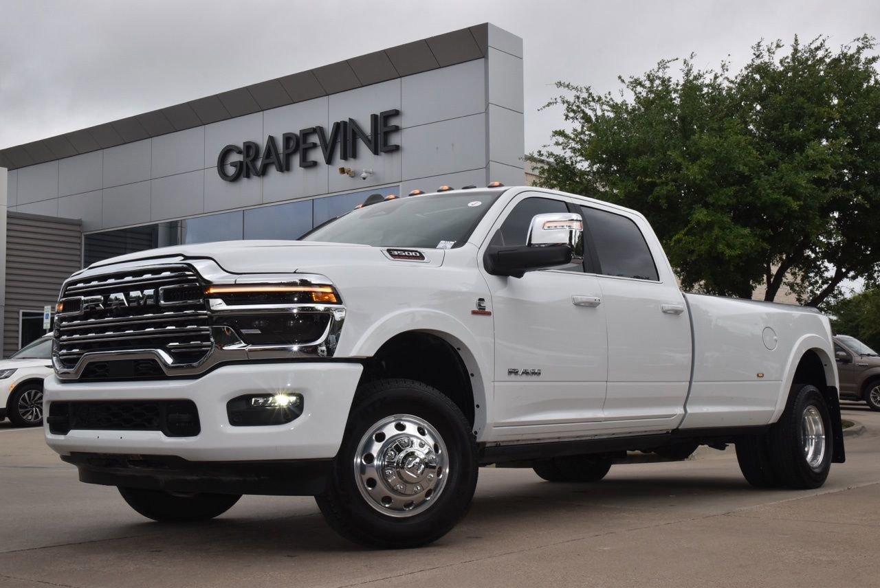 Used 2025 RAM 3500 Longhorn image 2