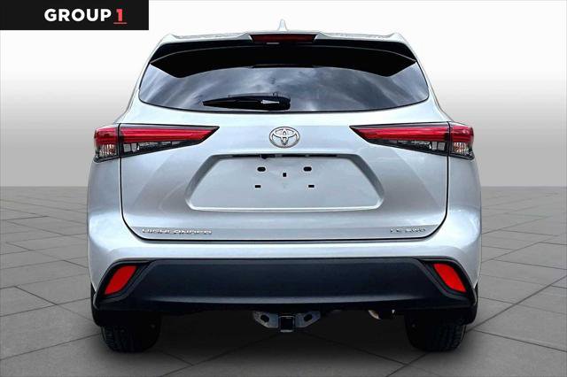 Certified 2021 Toyota Highlander LE AWD/4WD image 5