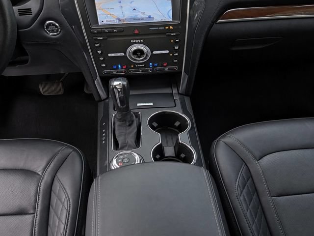 Used 2019 Ford Explorer Platinum AWD/4WD image 22