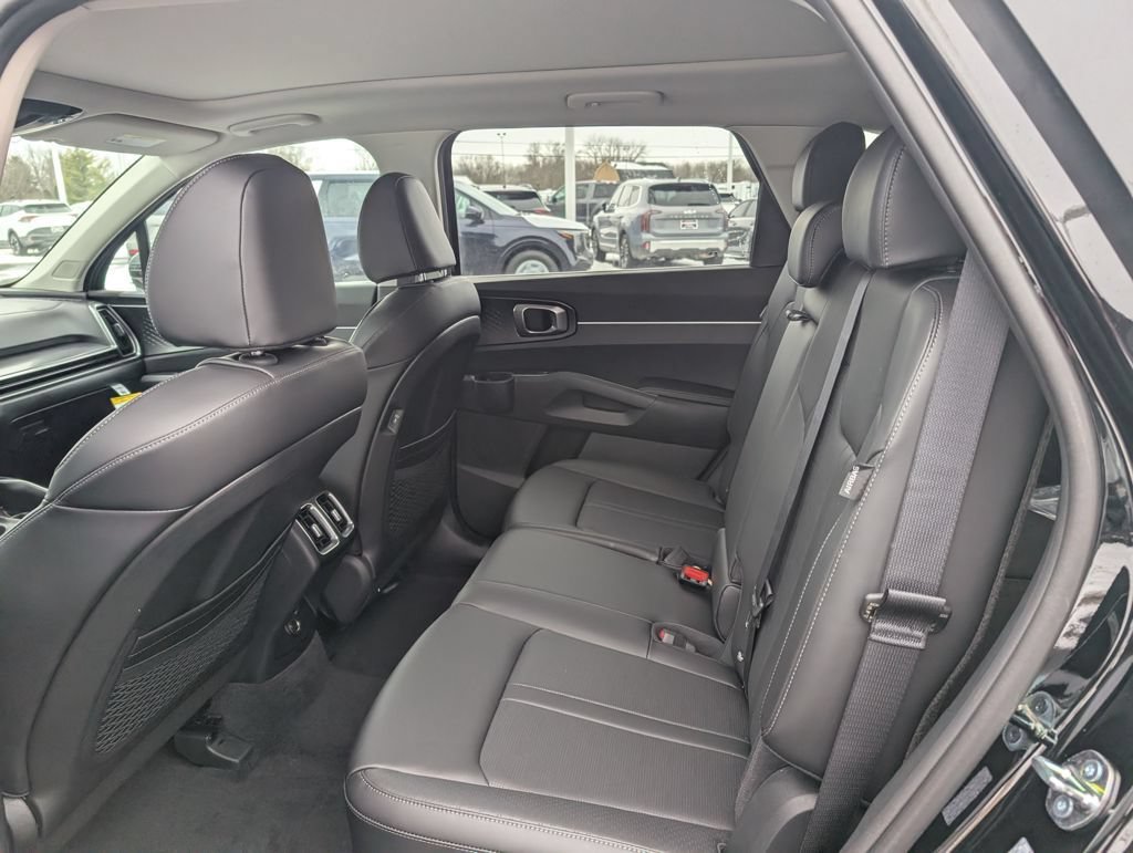 New 2026 Kia Sorento EX AWD/4WD image 9