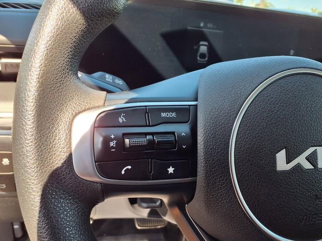 Used 2025 Kia K5 LXS FWD image 15