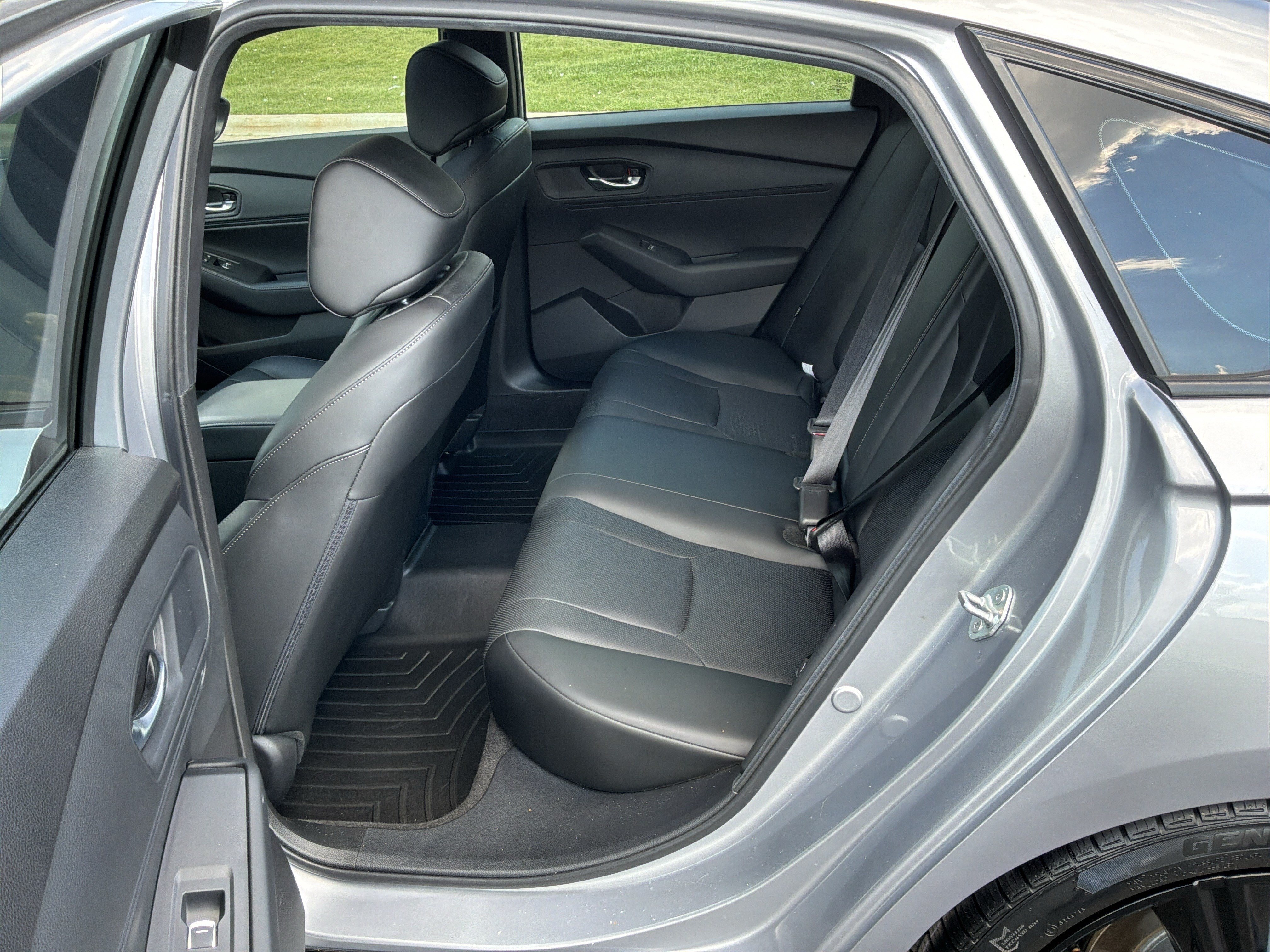 Used 2024 Honda Accord Sport image 32