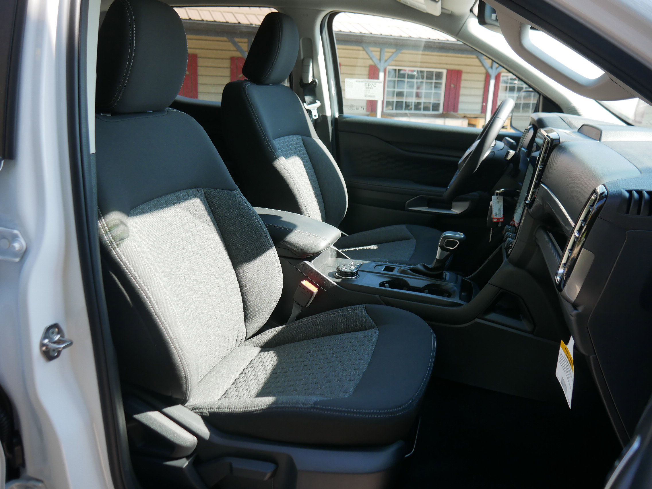 New 2025 Ford Ranger XLT w/ FX4 Off-Road Package image 29