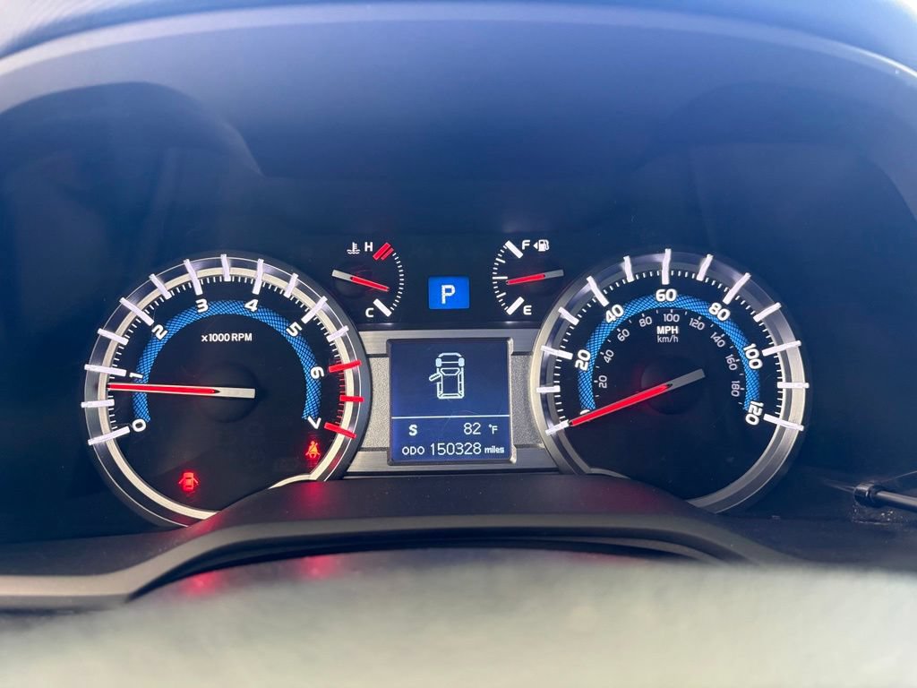 Used 2018 Toyota 4Runner TRD Off-Road AWD/4WD image 7