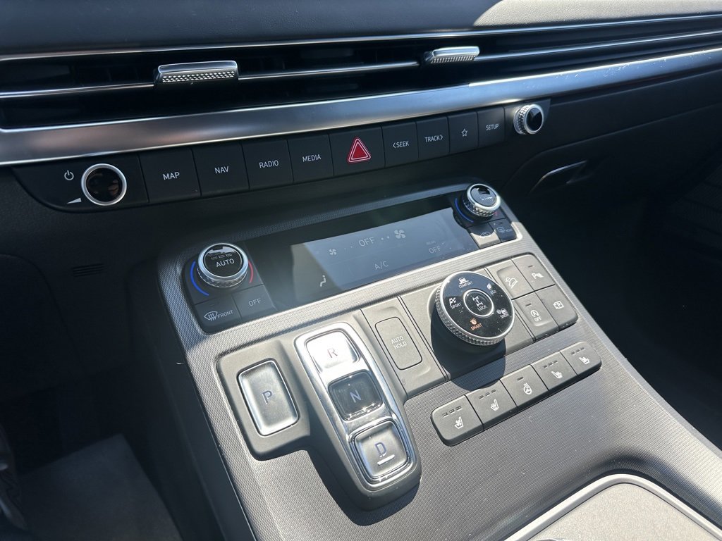 Certified 2025 Hyundai Palisade Calligraphy image 25