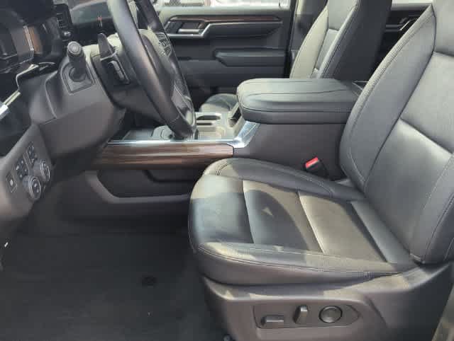 Used 2024 Chevrolet Silverado 1500 LT Trail Boss AWD/4WD image 15