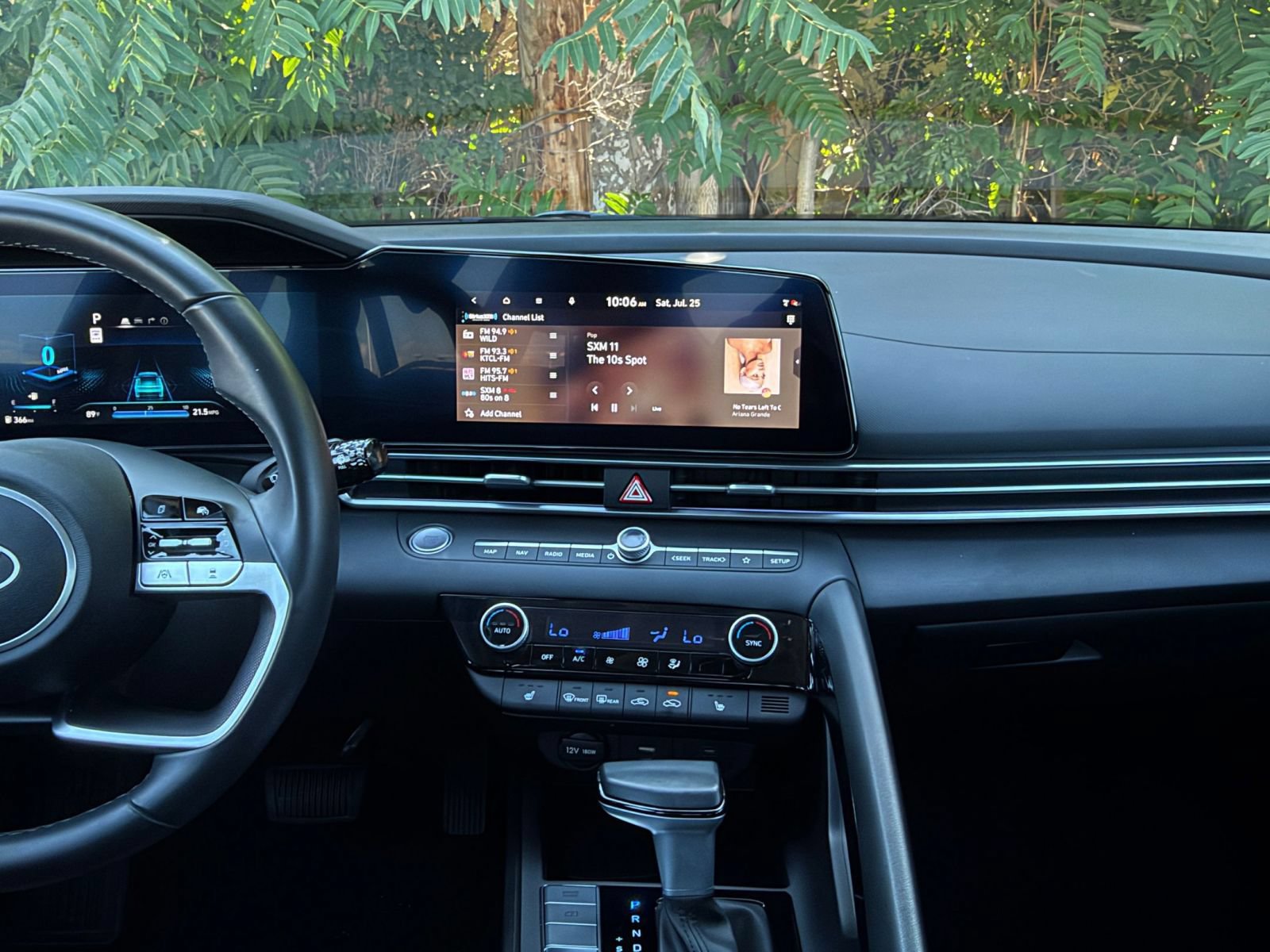 Used 2025 Hyundai Elantra Limited FWD image 20