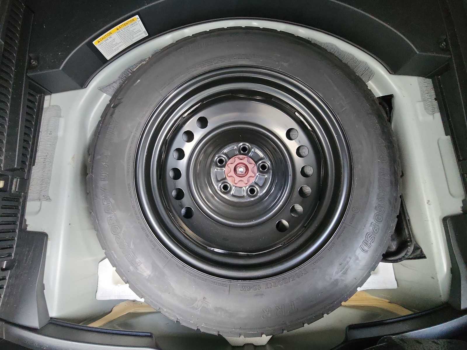 Used 2022 Toyota RAV4 LE FWD image 24