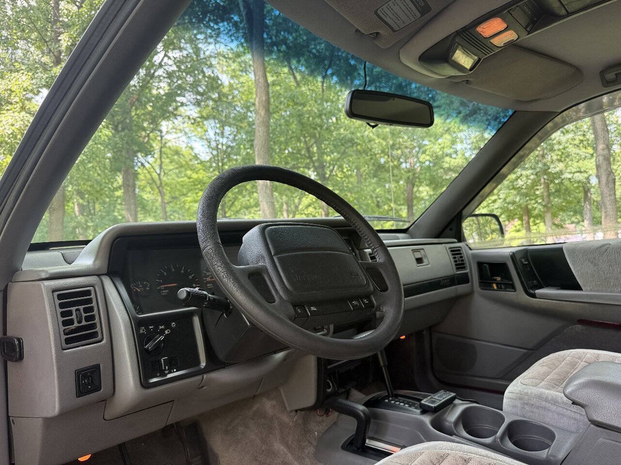 Used 1995 Jeep Grand Cherokee Laredo AWD/4WD image 23
