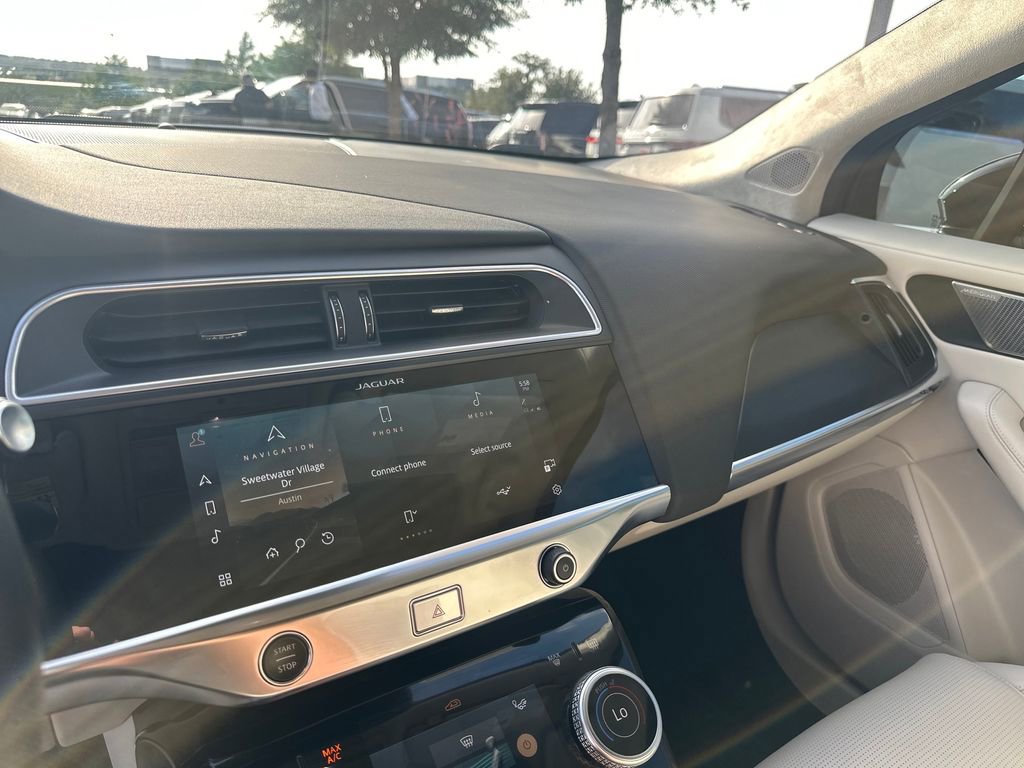 Used 2024 Jaguar I-PACE R-Dynamic HSE AWD/4WD image 22