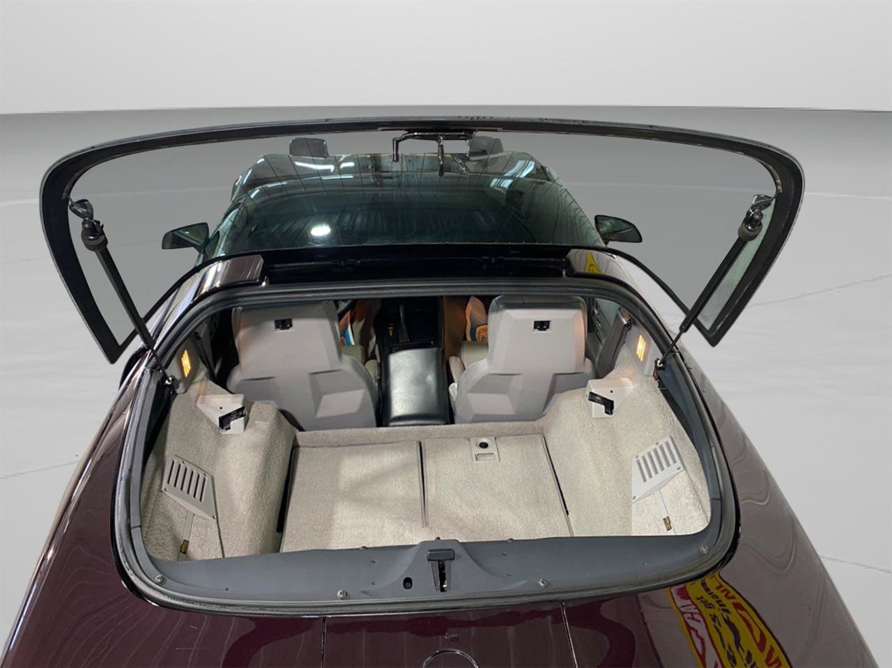 Used 1993 Chevrolet Corvette Coupe RWD image 10