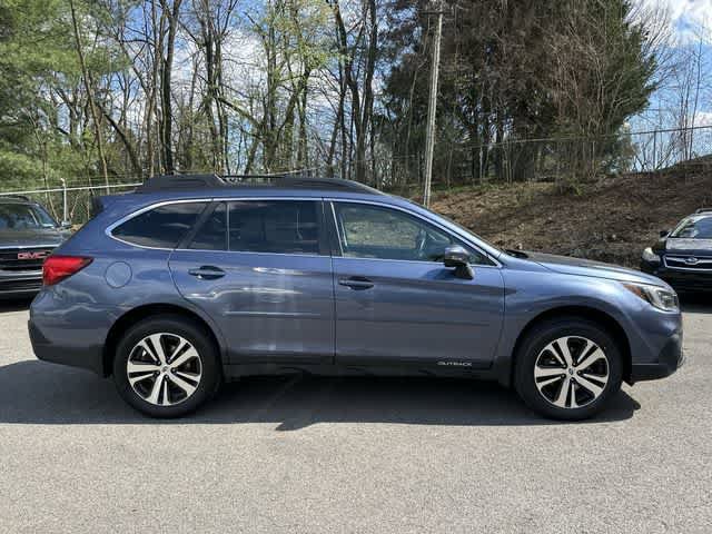 Used 2018 Subaru Outback 2.5i Limited AWD/4WD image 3