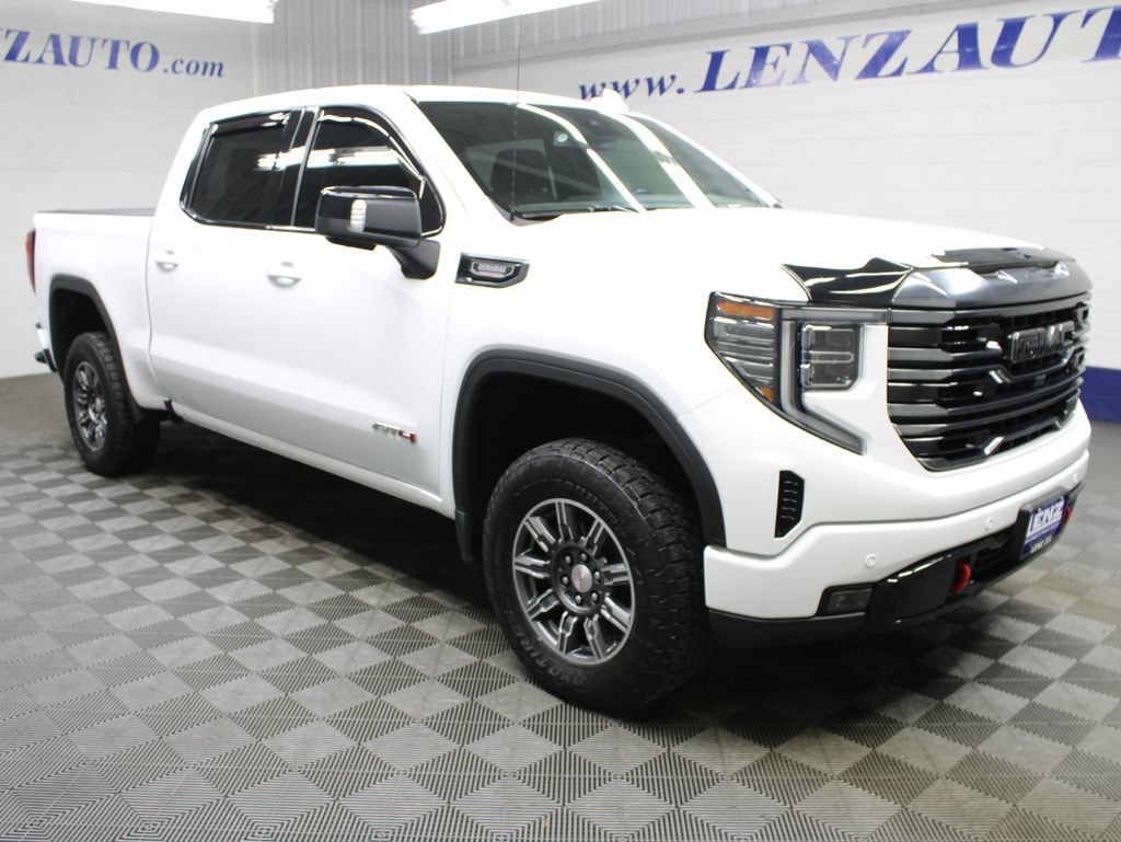 Used 2024 GMC Sierra 1500 AT4 AWD/4WD image 3
