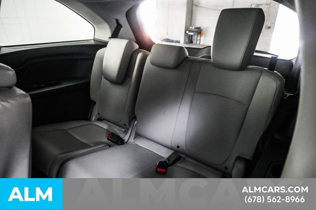 Used 2024 Honda Odyssey EX-L image 17