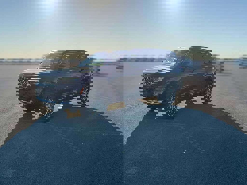 New 2025 Jeep Grand Cherokee L Summit image 4