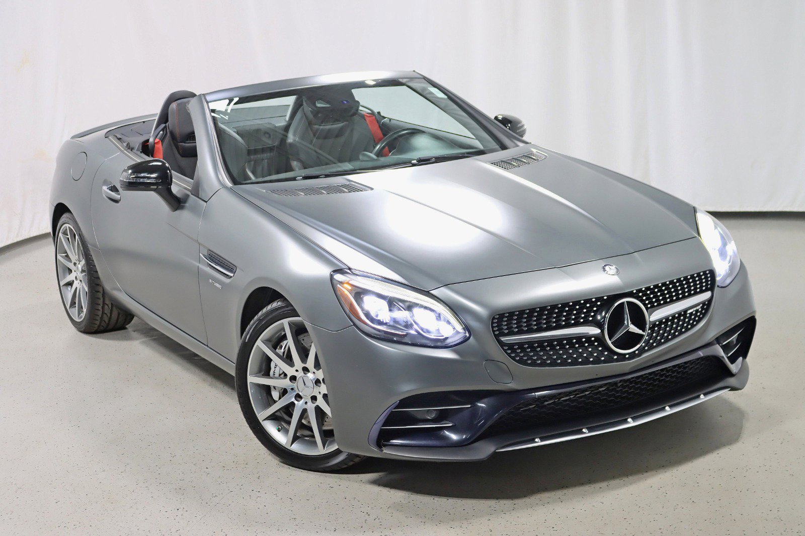 Used 2017 Mercedes-Benz SLC 43 AMG w/ Premium 2 Package image 7