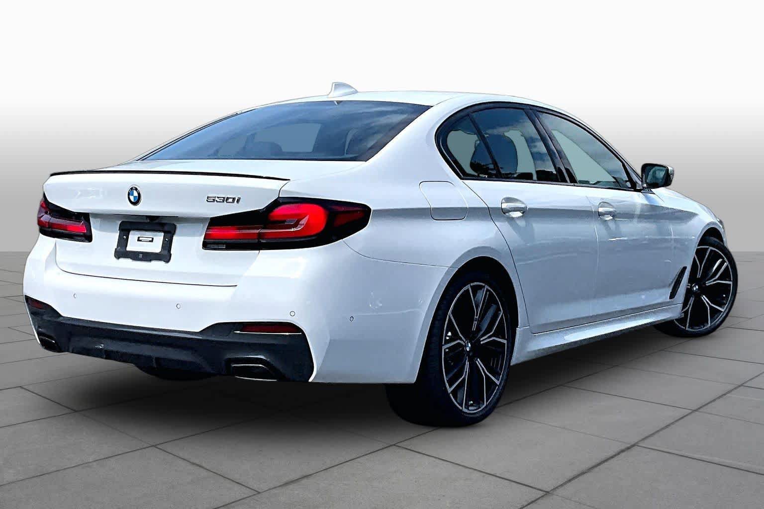 Used 2023 BMW 530i w/ M Sport Package RWD image 12