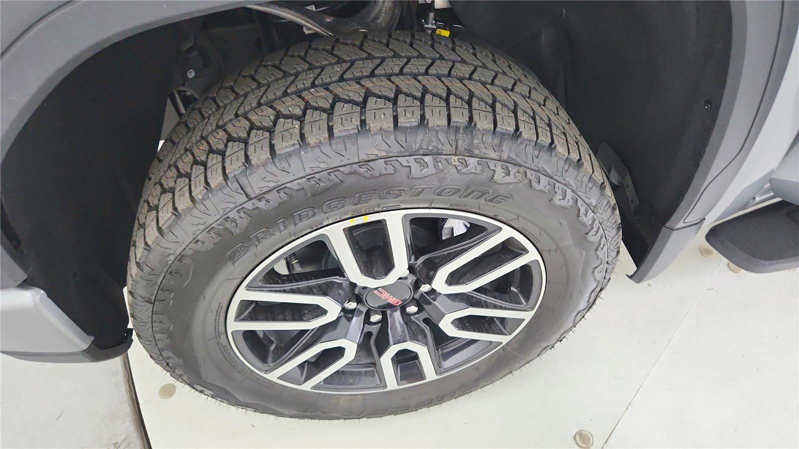New 2026 GMC Sierra 1500 AT4 w/ AT4 Premium Package AWD/4WD image 35