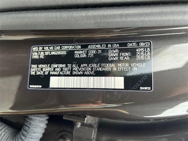 Used 2024 Volvo S60 B5 Plus image 25