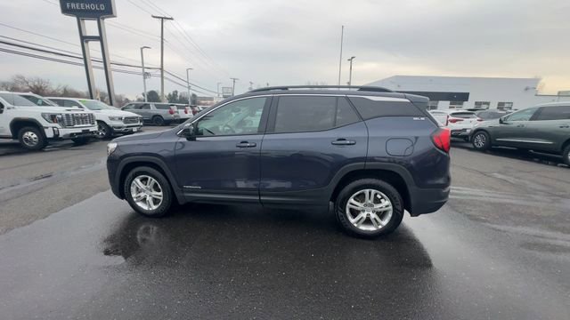 Certified 2019 GMC Terrain SLE w/ Driver Convenience Package image 5