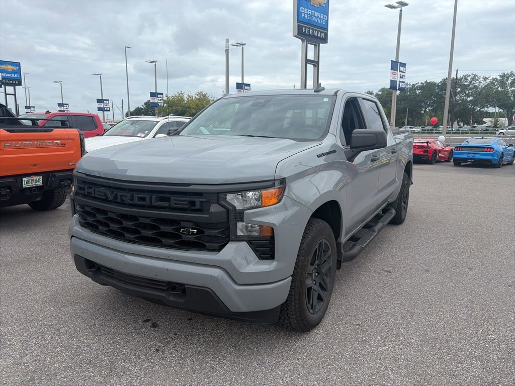 Used 2024 Chevrolet Silverado 1500 Custom w/ Turbomax Blackout Package RWD image 2