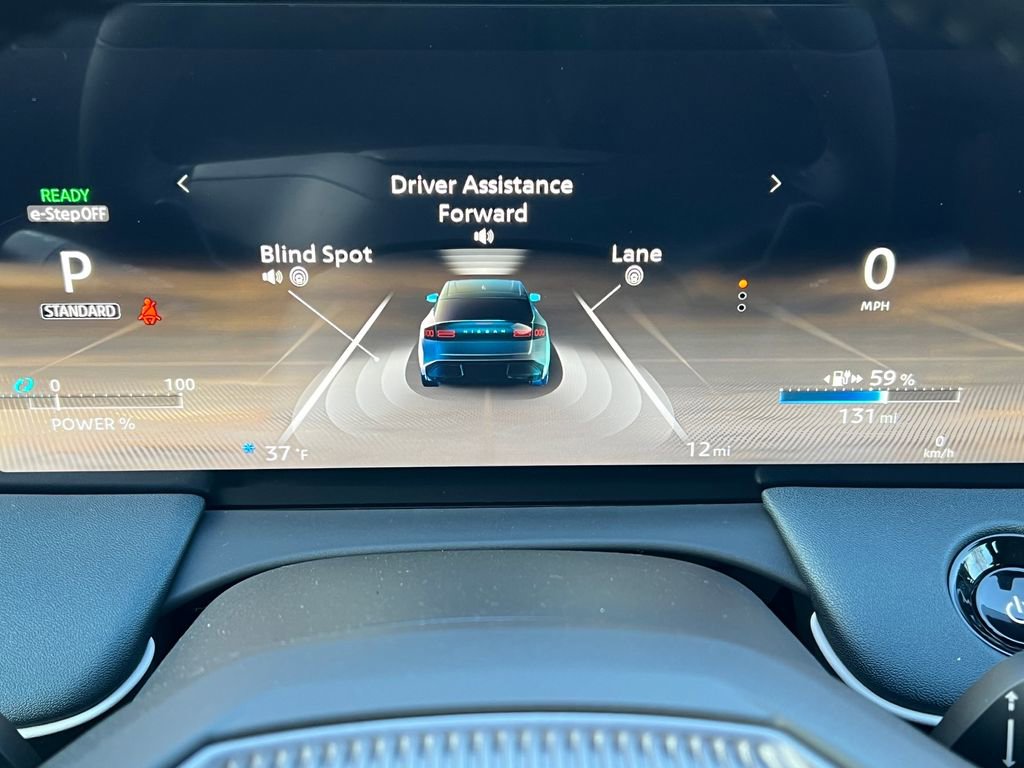 New 2026 Nissan Leaf Platinum+ FWD image 18