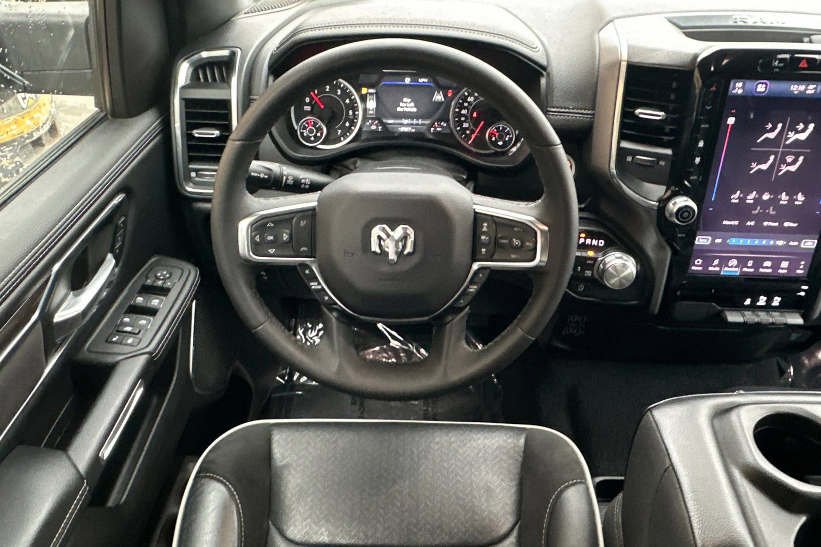 Used 2025 RAM 1500 Laramie image 15