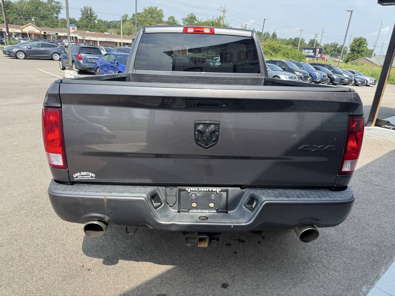Used 2015 RAM 1500 ST AWD/4WD image 9