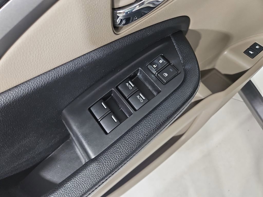 Used 2017 Honda Pilot EX-L image 11