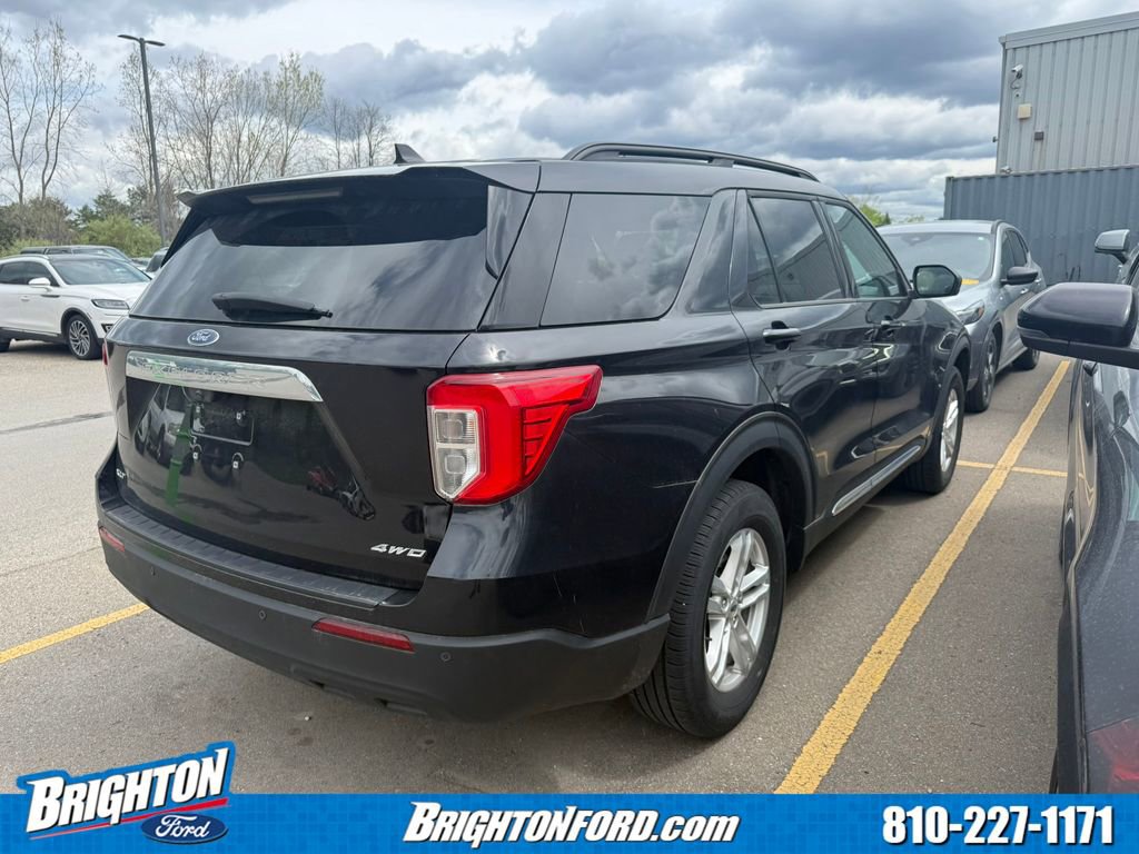 Certified 2024 Ford Explorer XLT AWD/4WD image 5