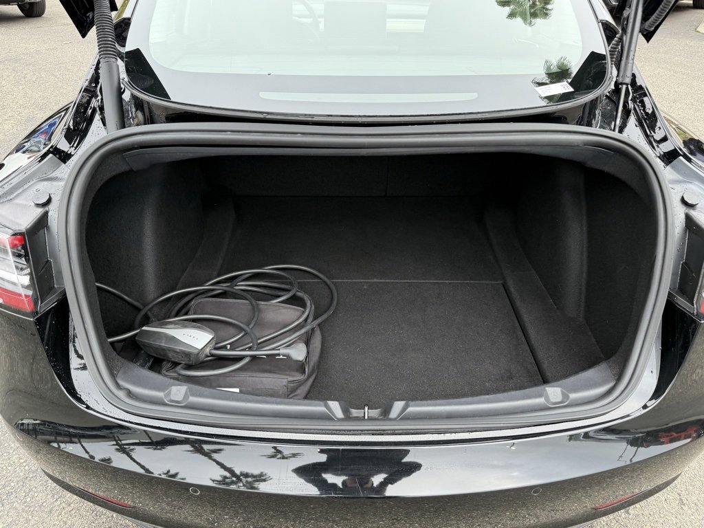 Used 2021 Tesla Model 3 Standard Range Plus image 18