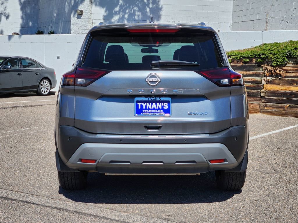 Used 2023 Nissan Rogue SV w/ SV Premium B Package image 6