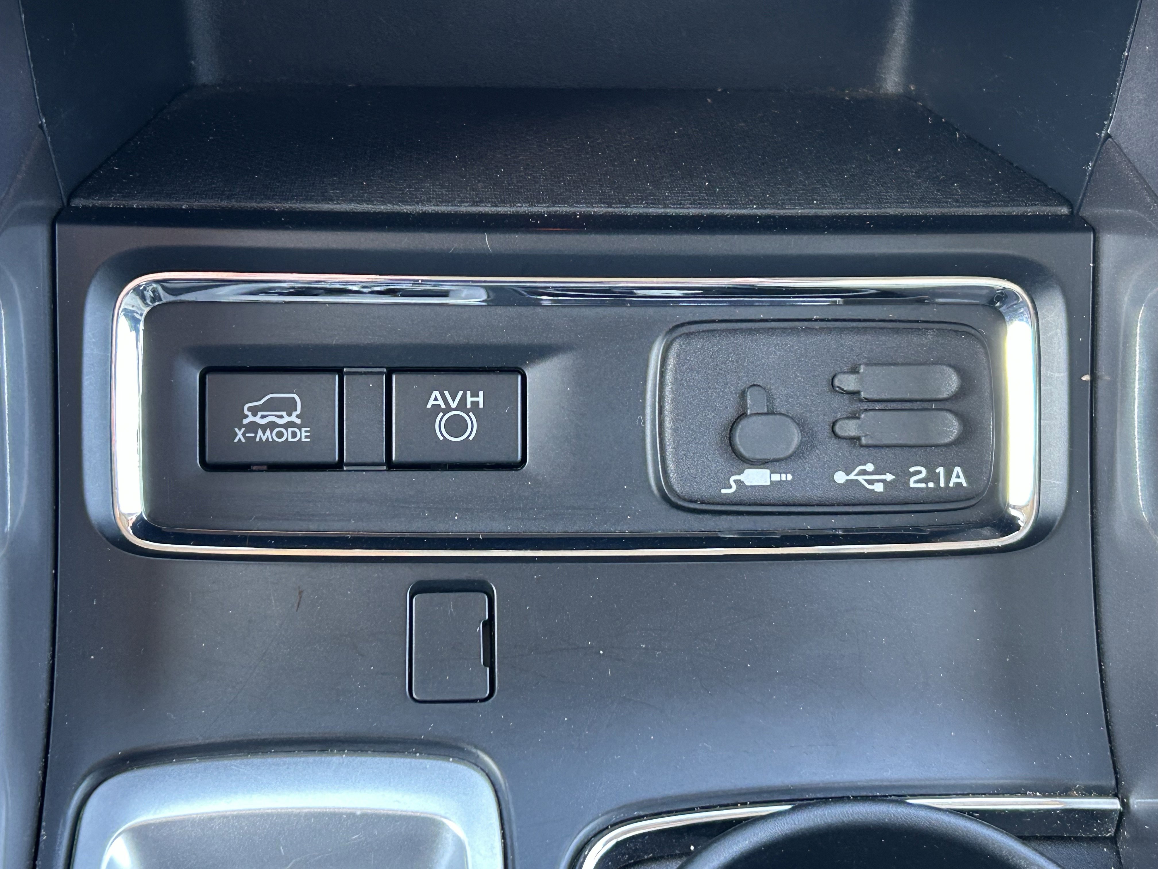 Used 2022 Subaru Ascent Limited w/ Technology Package image 34