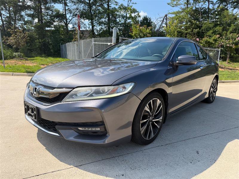 Used 2016 Honda Accord Touring image 3