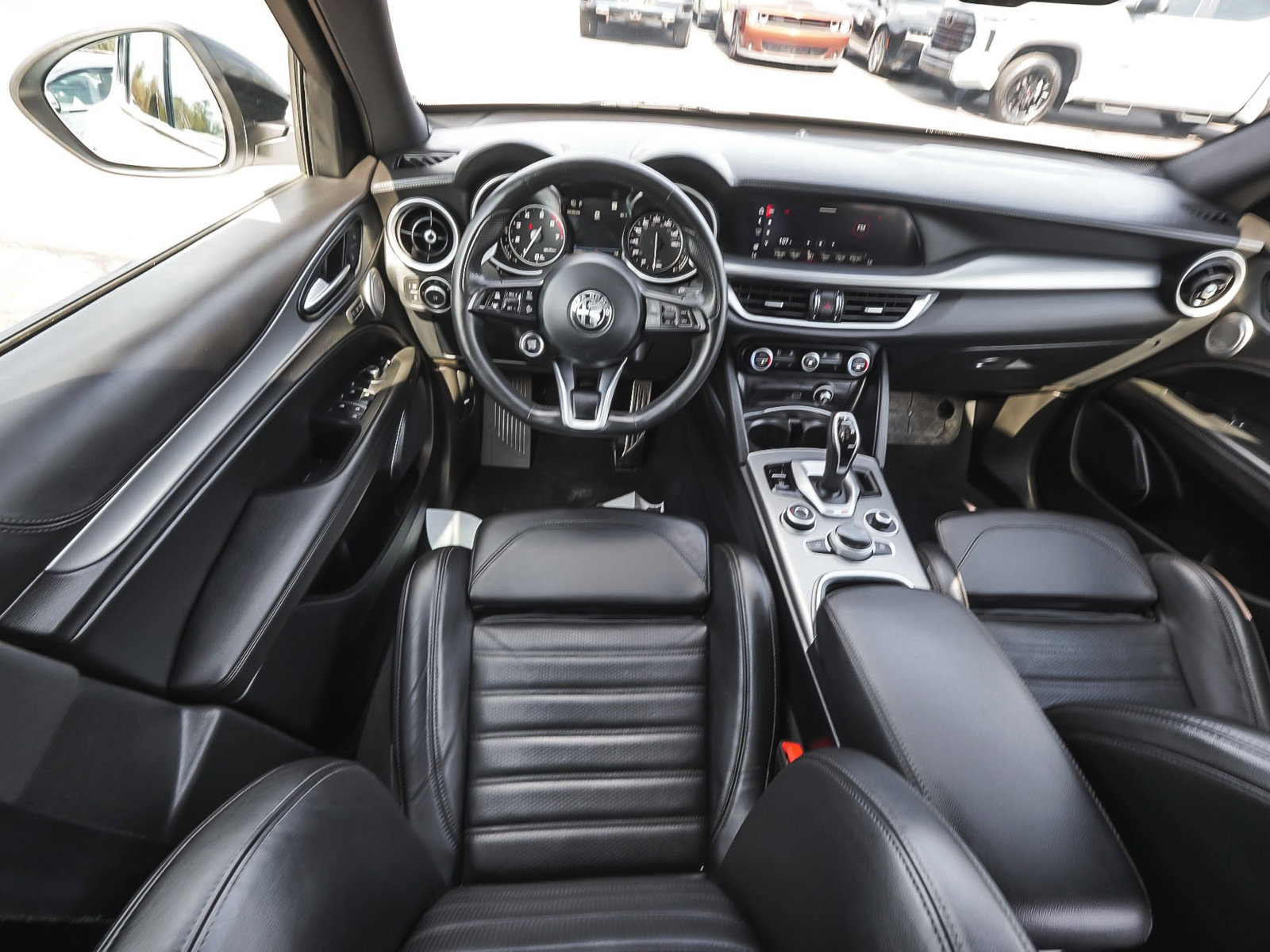 Used 2023 Alfa Romeo Stelvio Veloce image 46