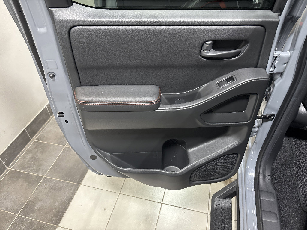 New 2026 Nissan Frontier PRO-4X w/ Pro-4x Convenience Package AWD/4WD image 19