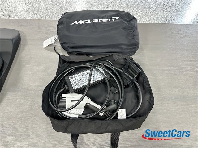 Used 2024 McLaren Artura image 46