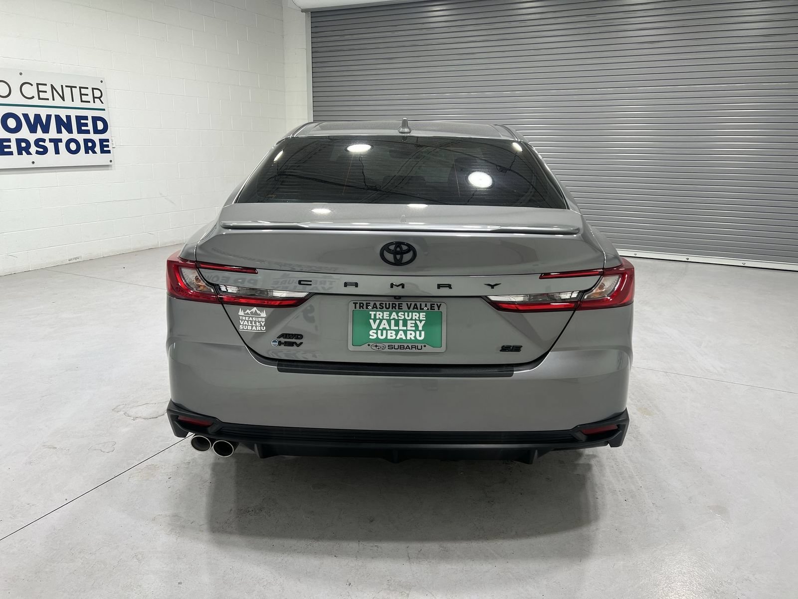 Used 2025 Toyota Camry SE w/ Multimedia Upgrade Package AWD/4WD image 7