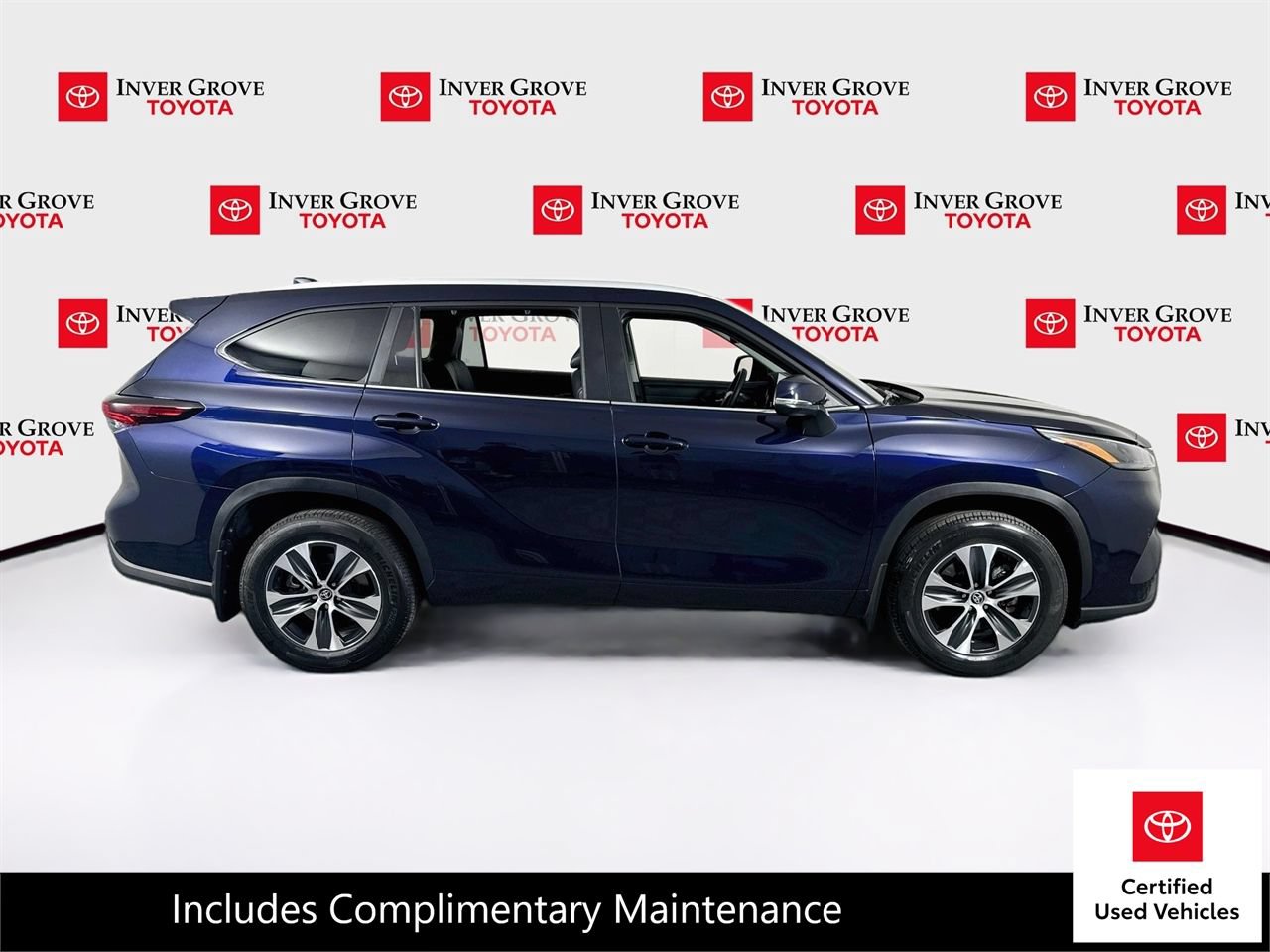 Certified 2026 Toyota Highlander XLE AWD/4WD image 4