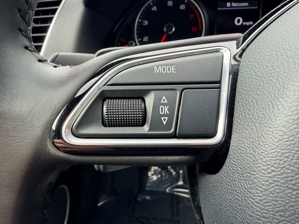 Used 2017 Audi Q5 2.0T Premium Plus w/ Technology Package image 36