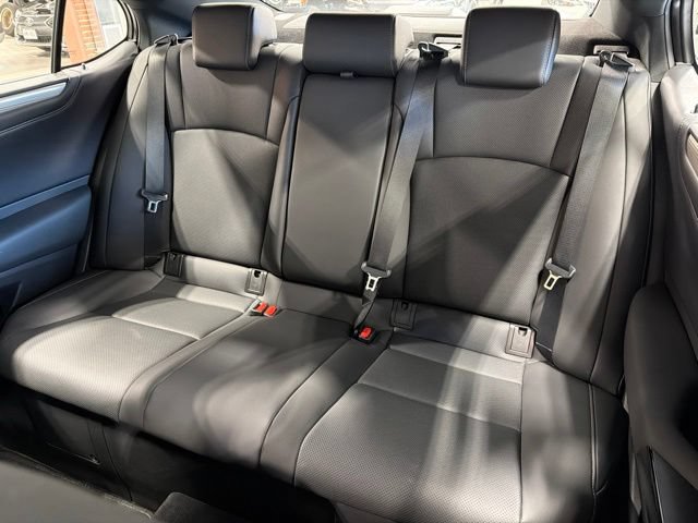 Used 2022 Lexus ES 300h F Sport w/ Accessory Package FWD image 30