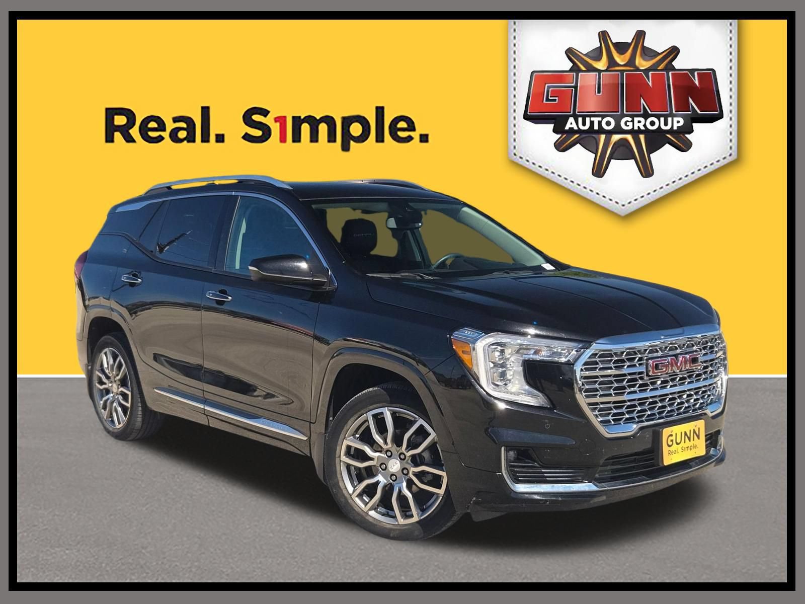 Used 2023 GMC Terrain Denali AWD/4WD image 1