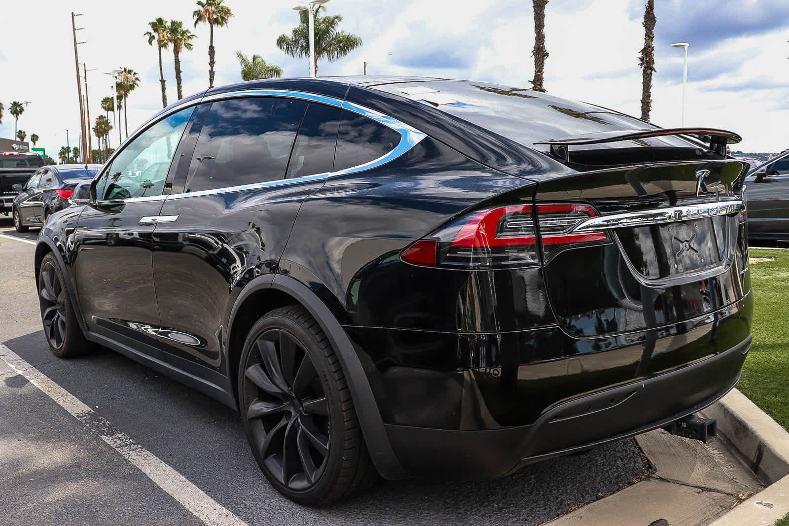 Used 2020 Tesla Model X Long Range AWD/4WD image 14
