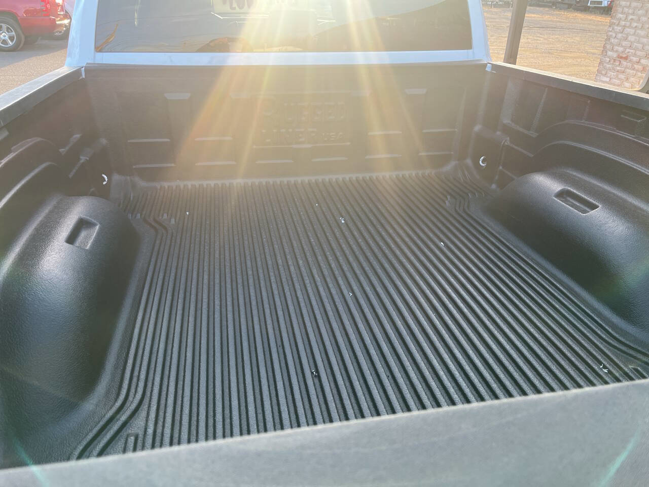 Used 2017 RAM 2500 Tradesman w/ Popular Equipment Group image 9