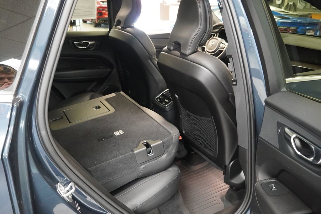 Used 2020 Volvo XC60 T5 Inscription w/ Protection Package image 24