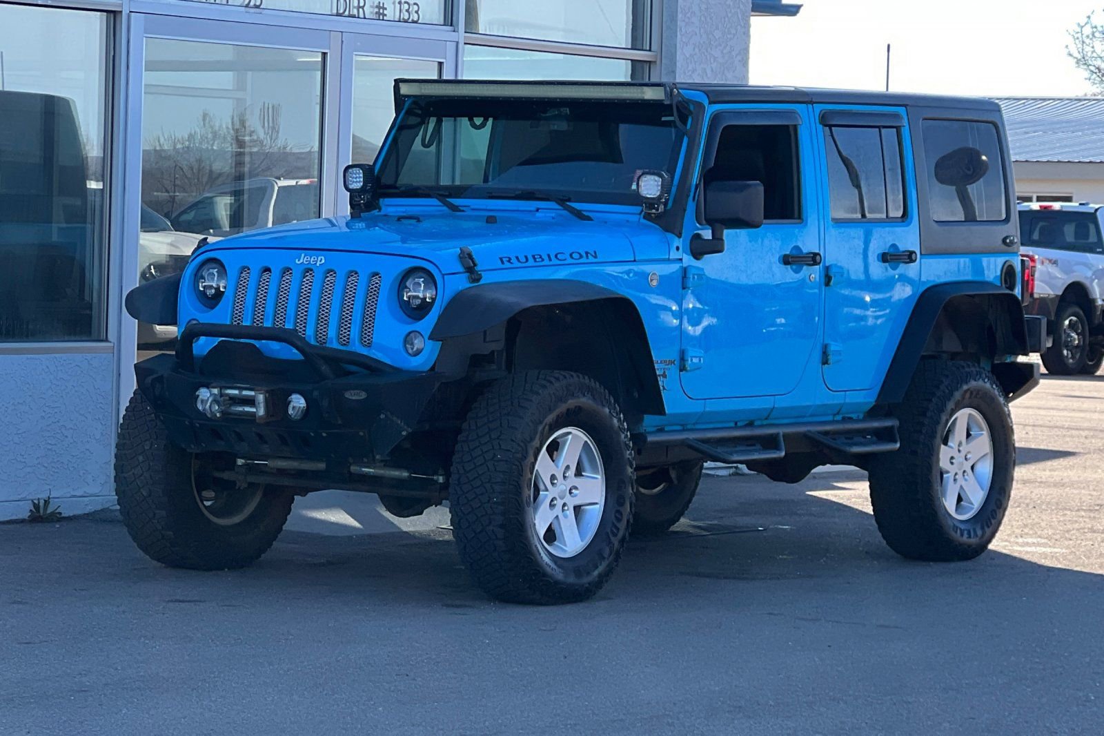 Used 2018 Jeep Wrangler Unlimited Rubicon w/ Cold Weather Group image 8