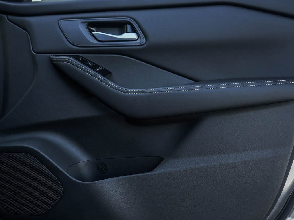 New 2026 Nissan Rogue SV image 10